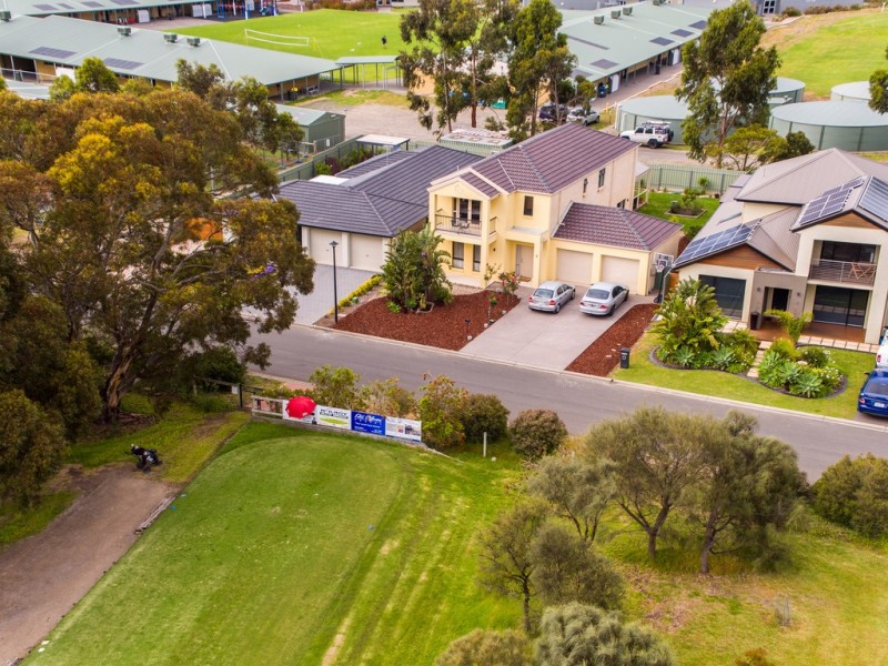 3 Jasmin Drive, Victor Harbor SA 5211