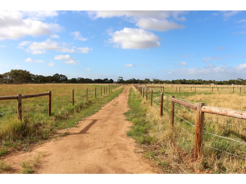 A10 Lines Road, Strathalbyn SA 5255