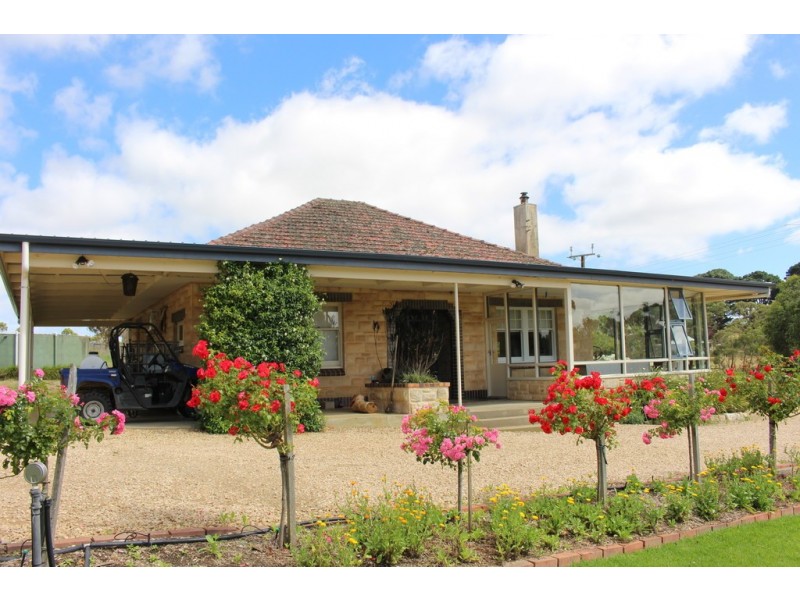 738 Range Road, Parawa SA 5203