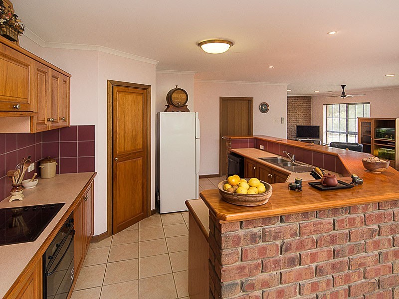 193 Paris Creek Road, Paris Creek SA 5201