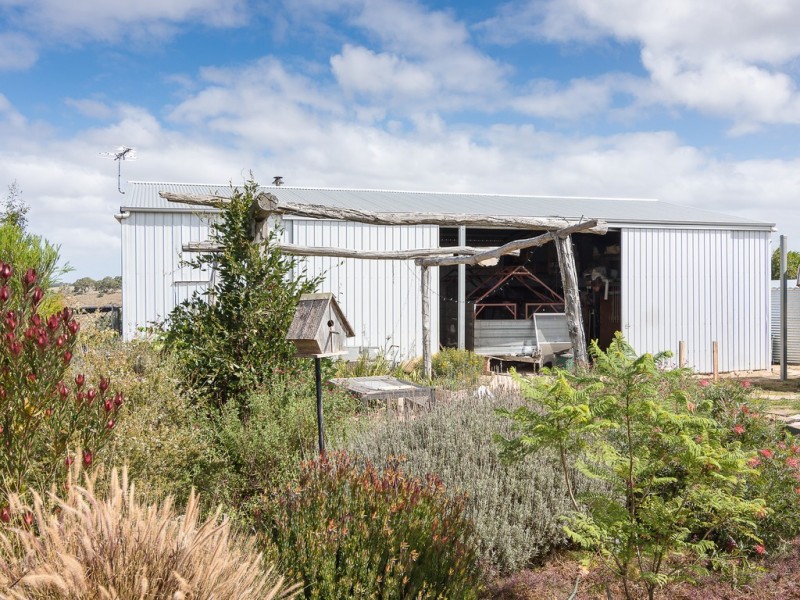 583 (Lot 9) Ashbourne Road, Strathalbyn SA 5255