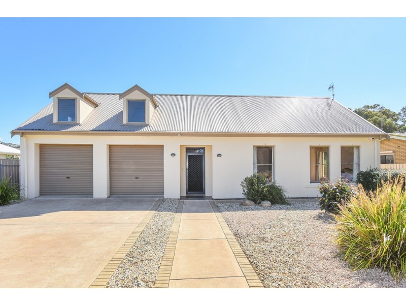 29 GILES STREET, Encounter Bay SA 5211