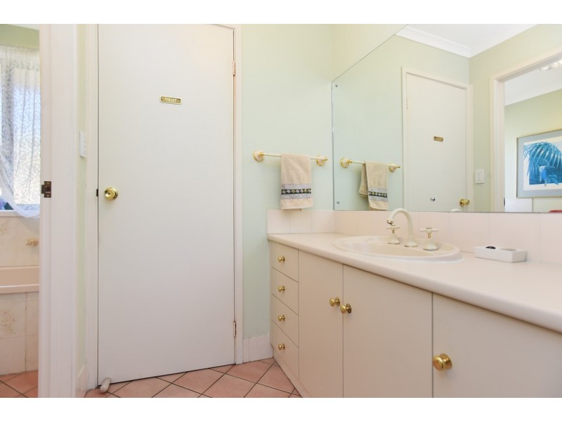 96 MATTHEW FLINDERS DRIVE, Encounter Bay SA 5211