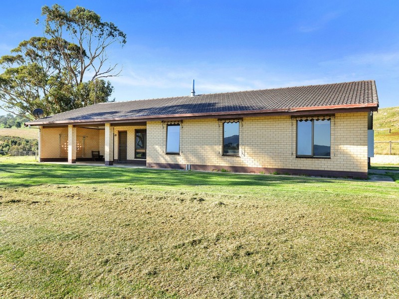 35 Squires Road, Hindmarsh Valley SA 5211