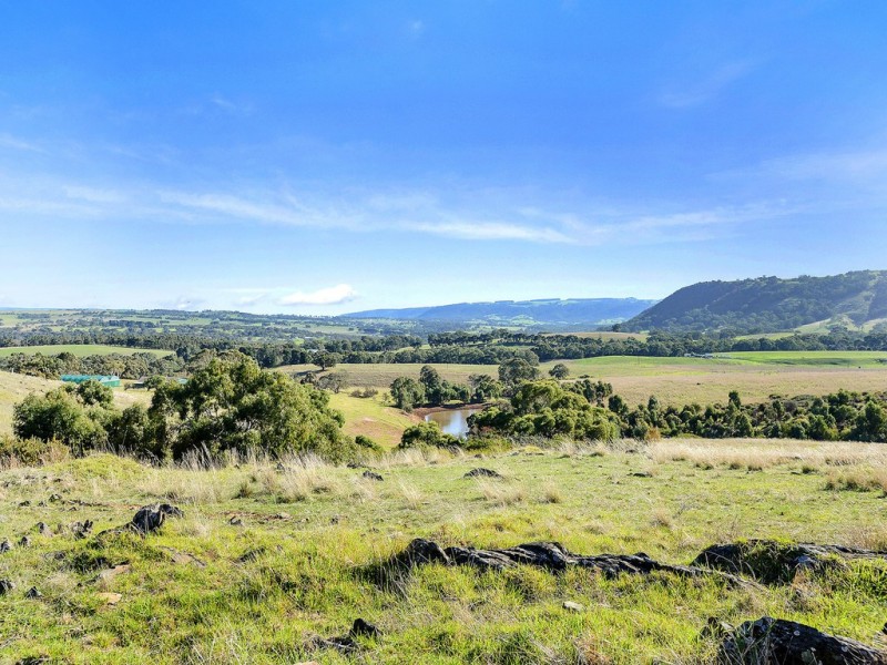 35 Squires Road, Hindmarsh Valley SA 5211