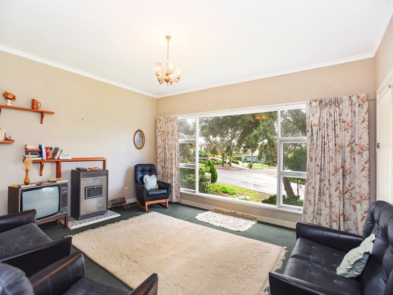 9 Gum Avenue, Victor Harbor SA 5211