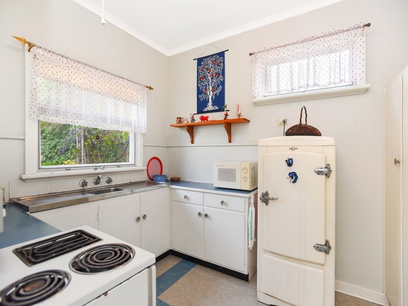 9 Gum Avenue, Victor Harbor SA 5211