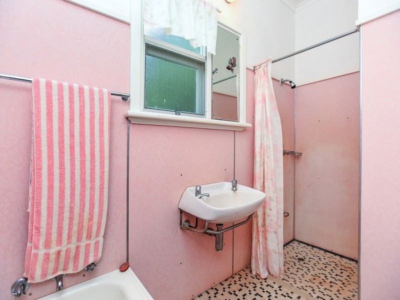 9 Gum Avenue, Victor Harbor SA 5211