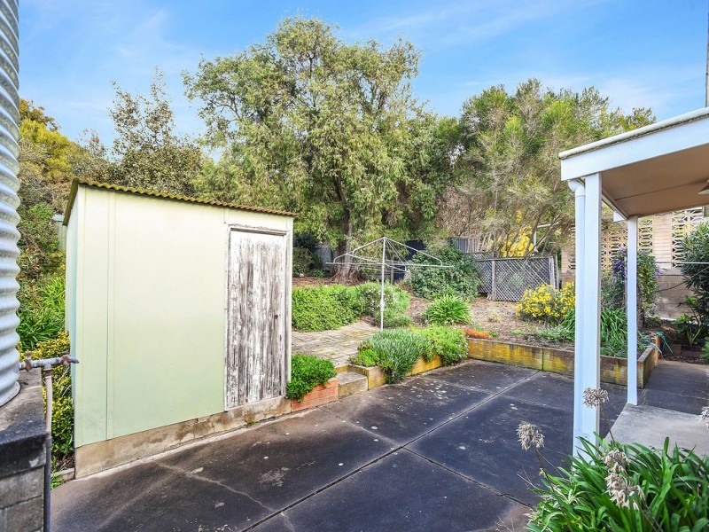 9 Gum Avenue, Victor Harbor SA 5211