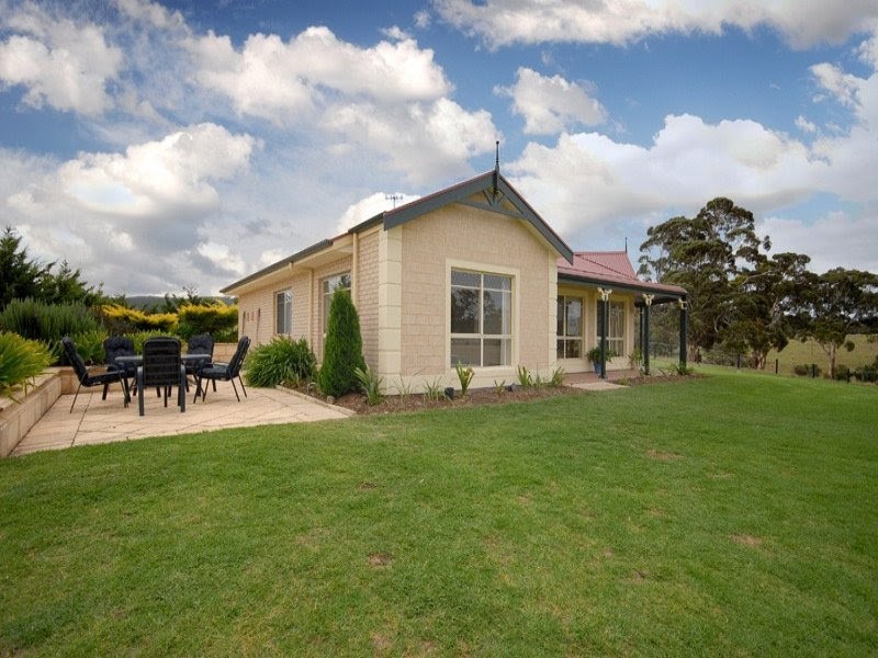 8 Sawpit Gully Road, Inman Valley SA 5211