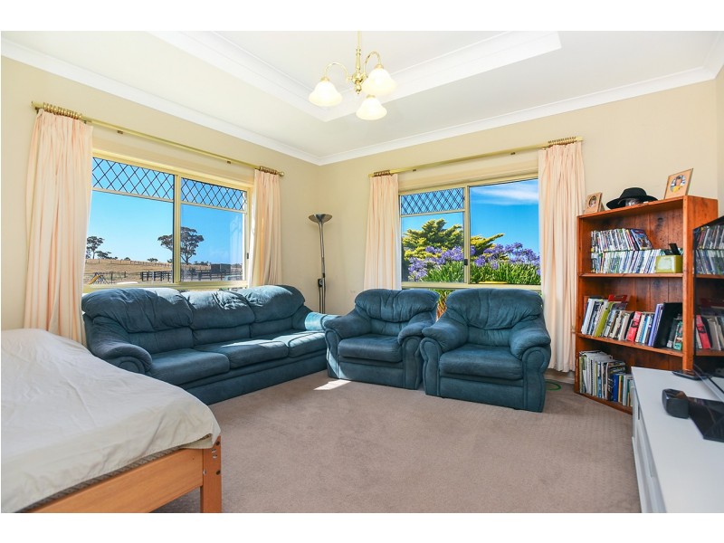 8 Sawpit Gully Road, Inman Valley SA 5211