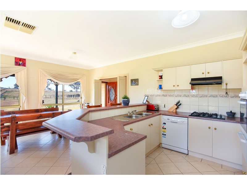 8 Sawpit Gully Road, Inman Valley SA 5211