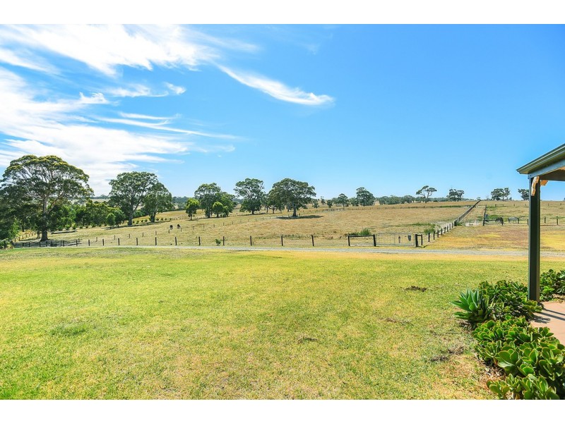 8 Sawpit Gully Road, Inman Valley SA 5211