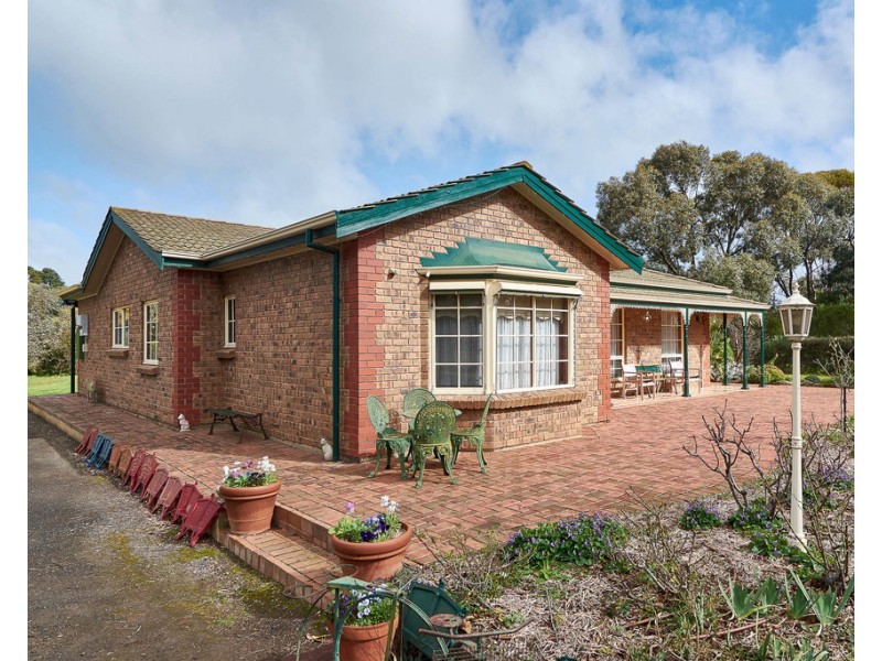 9 Edward  Street, Strathalbyn SA 5255