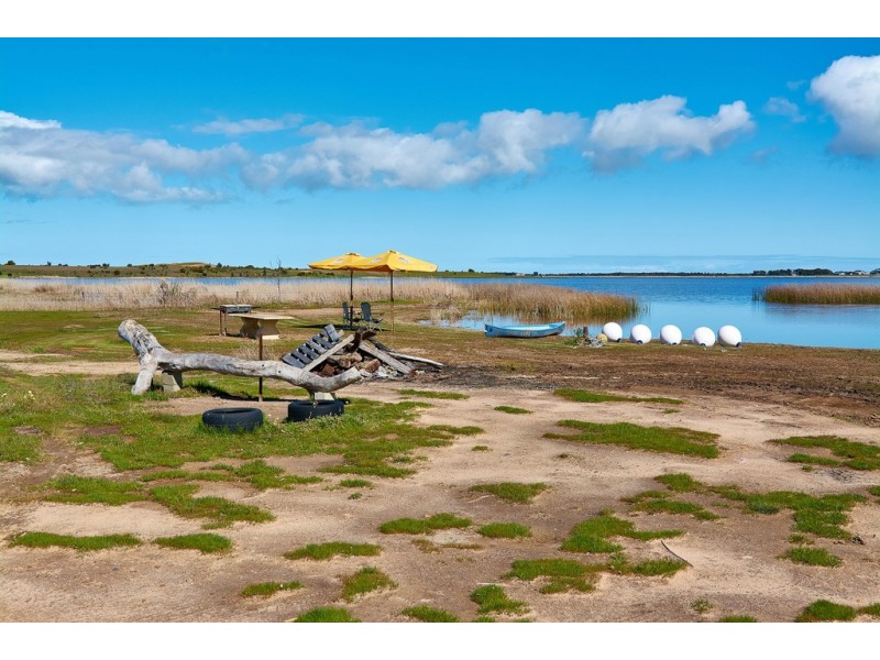 874 Finniss-Clayton Road, Clayton SA 5256