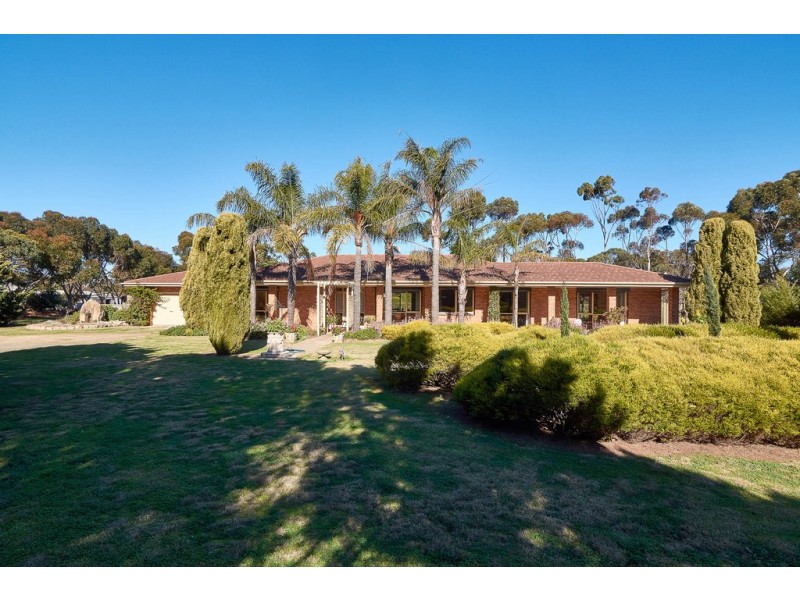 405 Riverside Road, Strathalbyn SA 5255