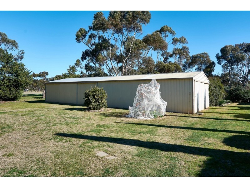 405 Riverside Road, Strathalbyn SA 5255