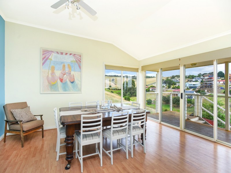 16 Bolger Way, Encounter Bay SA 5211