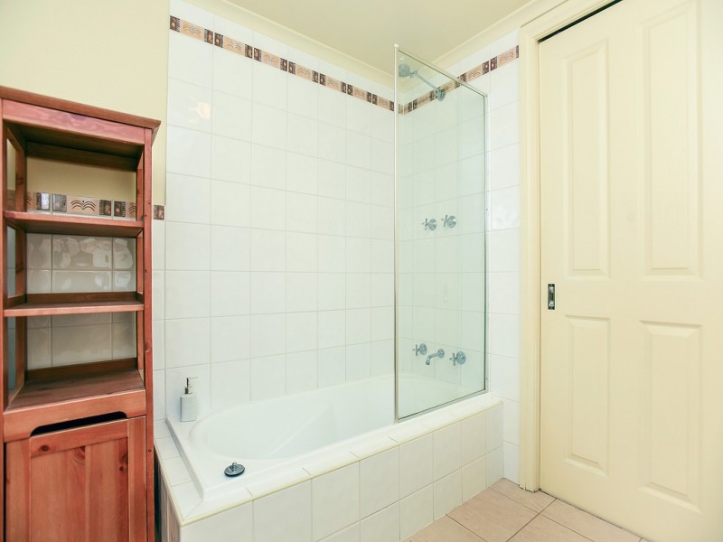 16 Bolger Way, Encounter Bay SA 5211