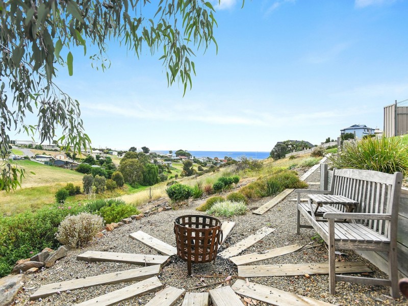16 Bolger Way, Encounter Bay SA 5211