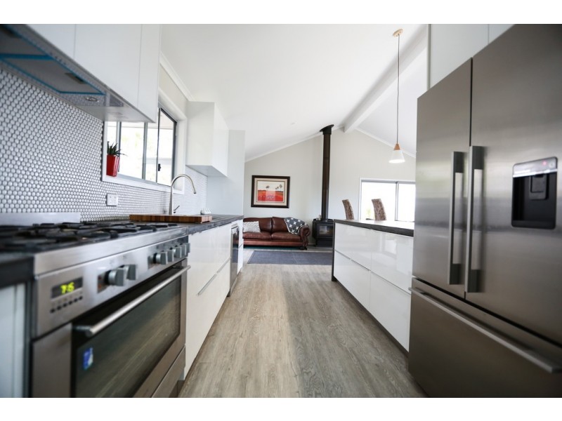 51 McEwin Rd (via Sawpit Rd), Hindmarsh Valley SA 5211