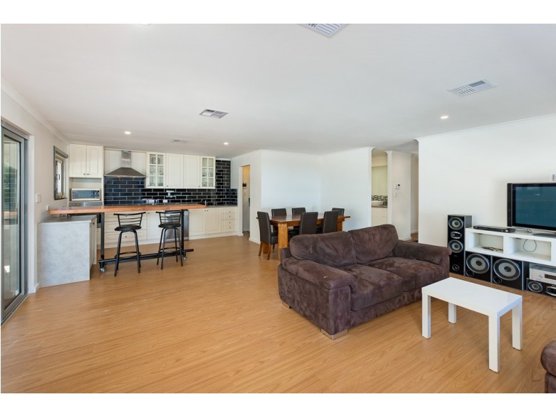 8 Bowmann Street, Wellington SA 5259