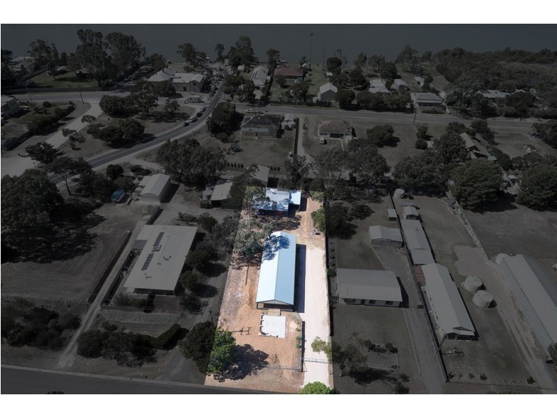 8 Bowmann Street, Wellington SA 5259