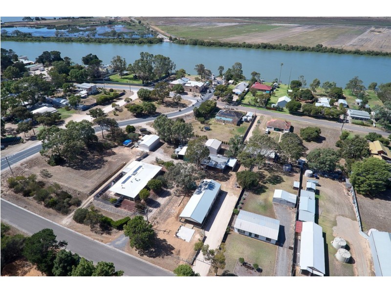 8 Bowmann Street, Wellington SA 5259