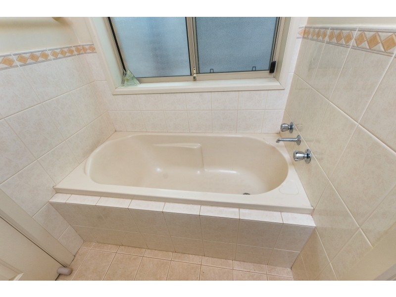 2 Sheidow Close, Mount Barker SA 5251