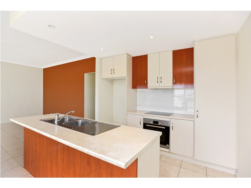 67 Wentworth Parade, Hindmarsh Island SA 5214