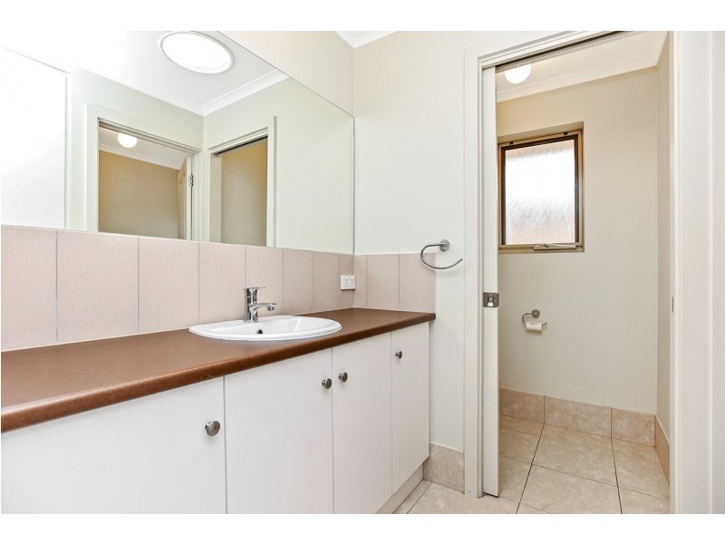 67 Wentworth Parade, Hindmarsh Island SA 5214