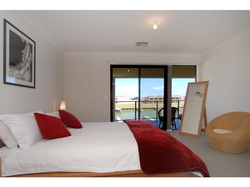 31 Vesta Drive, Hindmarsh Island SA 5214
