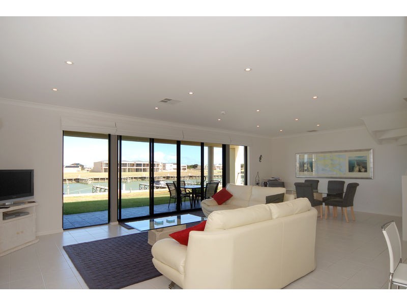 31 Vesta Drive, Hindmarsh Island SA 5214