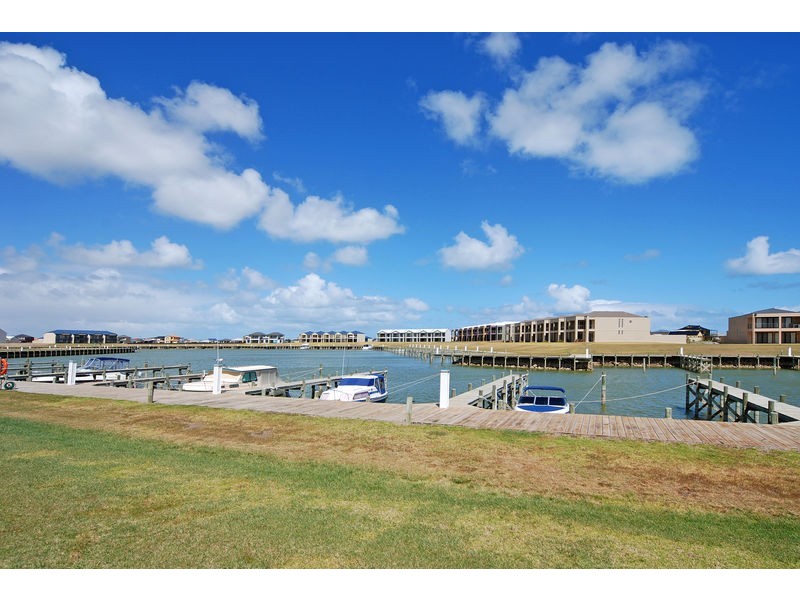 31 Vesta Drive, Hindmarsh Island SA 5214