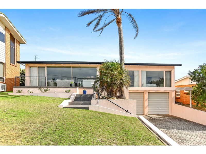 21 Investigator Crescent, Encounter Bay SA 5211