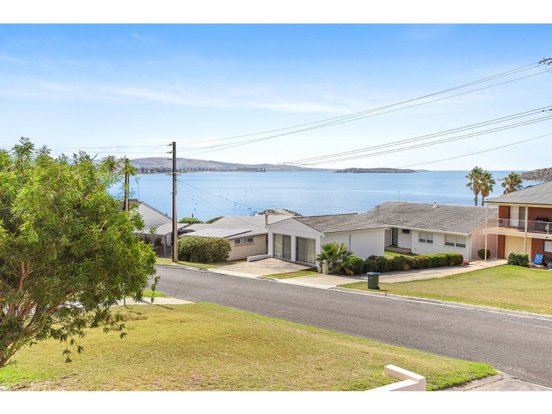21 Investigator Crescent, Encounter Bay SA 5211