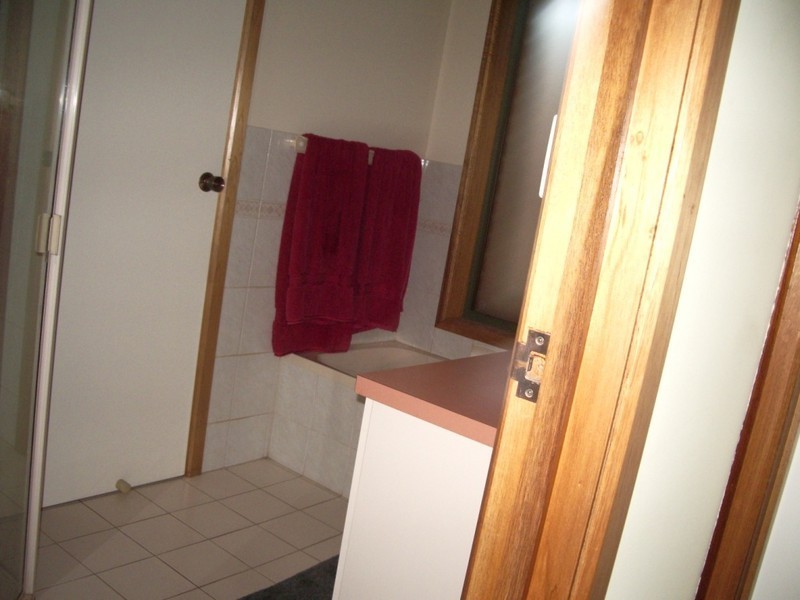 61 Lakeside Cct, Encounter Bay SA 5211