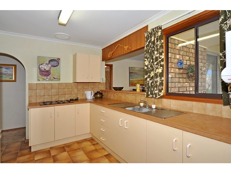 4 Hay Ct, Victor Harbor SA 5211