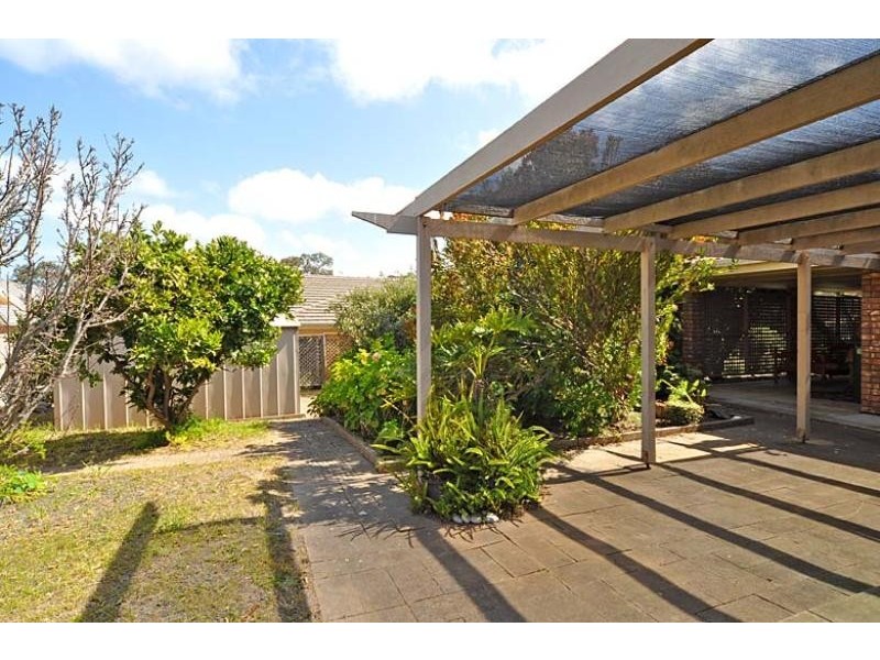 4 Hay Ct, Victor Harbor SA 5211