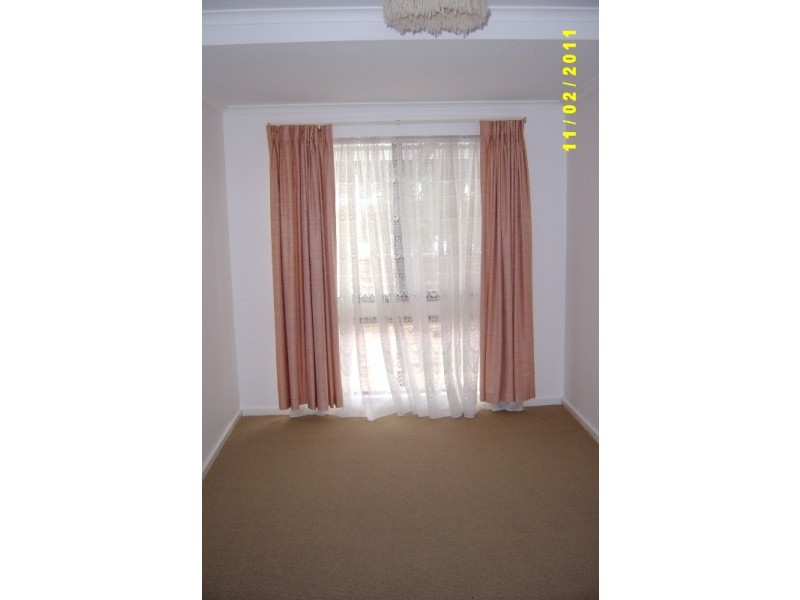 19 Harvey Ave, Victor Harbor SA 5211