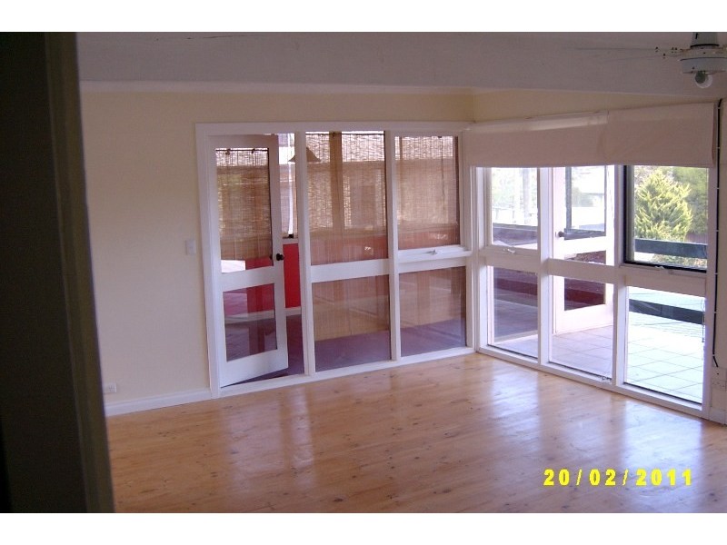 19 Harvey Ave, Victor Harbor SA 5211