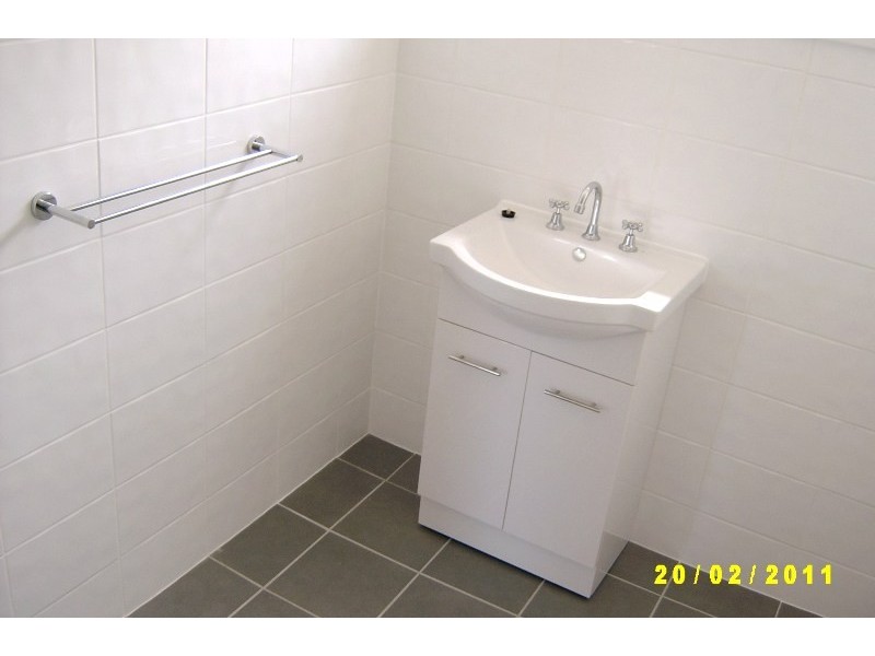 19 Harvey Ave, Victor Harbor SA 5211