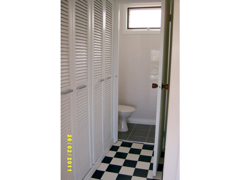 19 Harvey Ave, Victor Harbor SA 5211