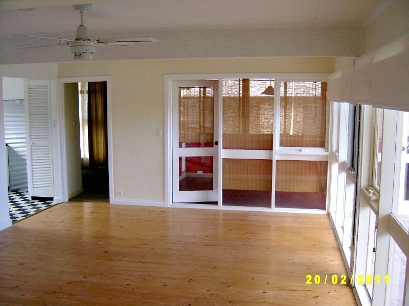 19 Harvey Ave, Victor Harbor SA 5211