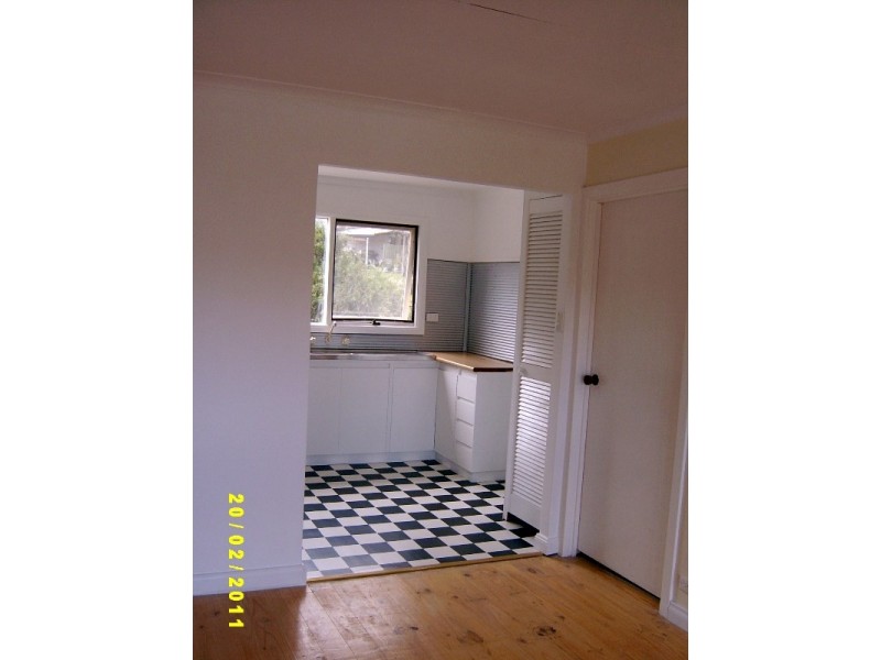 19 Harvey Ave, Victor Harbor SA 5211