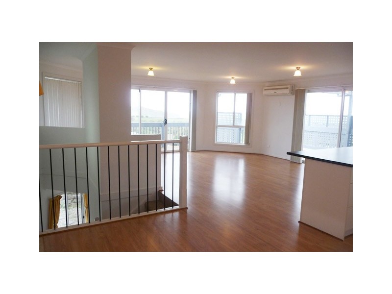 8 Three Gullies Rd, Encounter Bay SA 5211