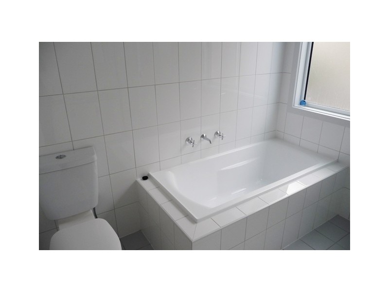 8 Three Gullies Rd, Encounter Bay SA 5211