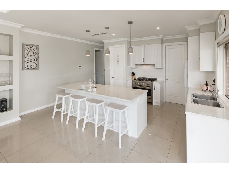 13 SAINT ANDREWS DRIVE, Strathalbyn SA 5255