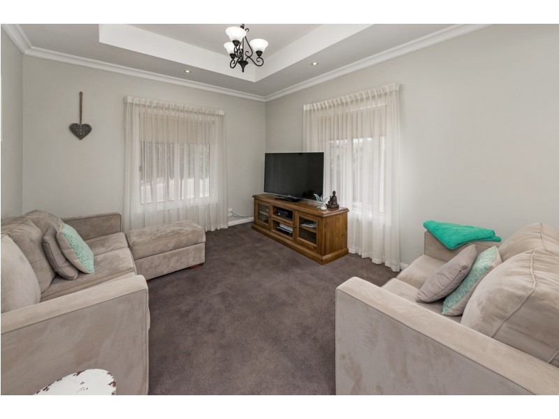 13 SAINT ANDREWS DRIVE, Strathalbyn SA 5255