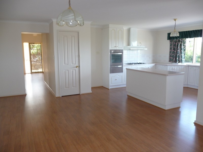 9 Cygnet Ct, Encounter Bay SA 5211